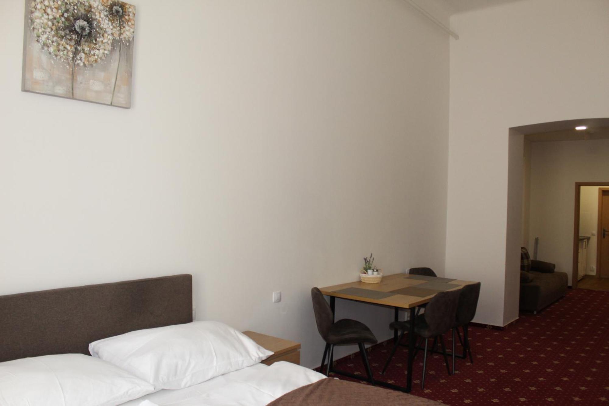 Sokolska Lägenhet Prag Exteriör bild